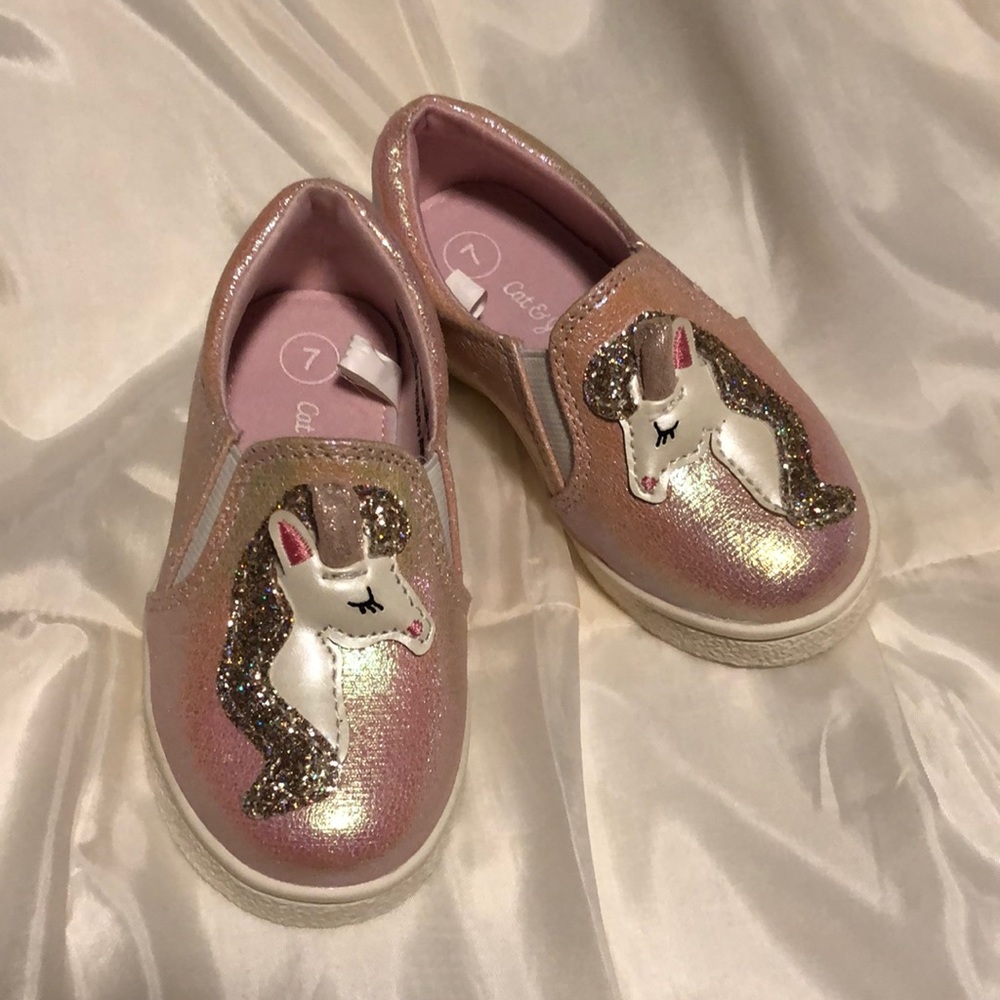 New pink 3D unicorn size 7 toddler shoes